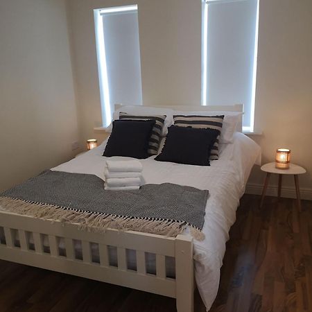 Spacious And Warm 2 Bedroom Apartment Sleeps Up To 5 Athy Eksteriør billede