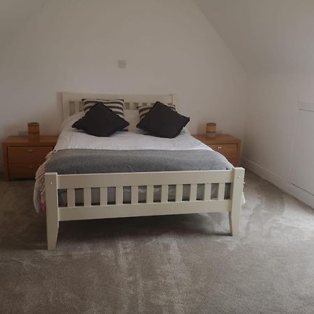 Spacious And Warm 2 Bedroom Apartment Sleeps Up To 5 Athy Eksteriør billede